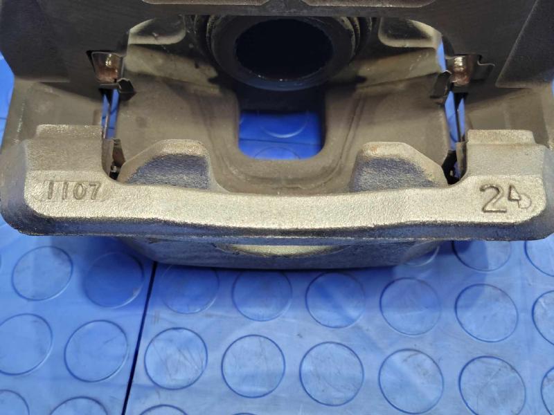 2017 Chevrolet Camaro Caliper