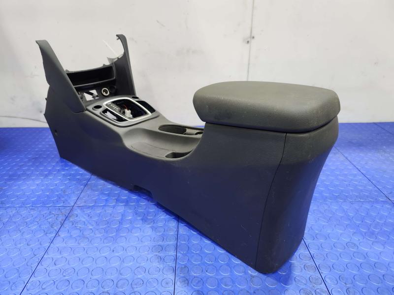 2019 Hyundai Kona Front Console