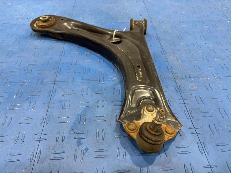 2015 Volkswagen Passat Lower Control Arm Front