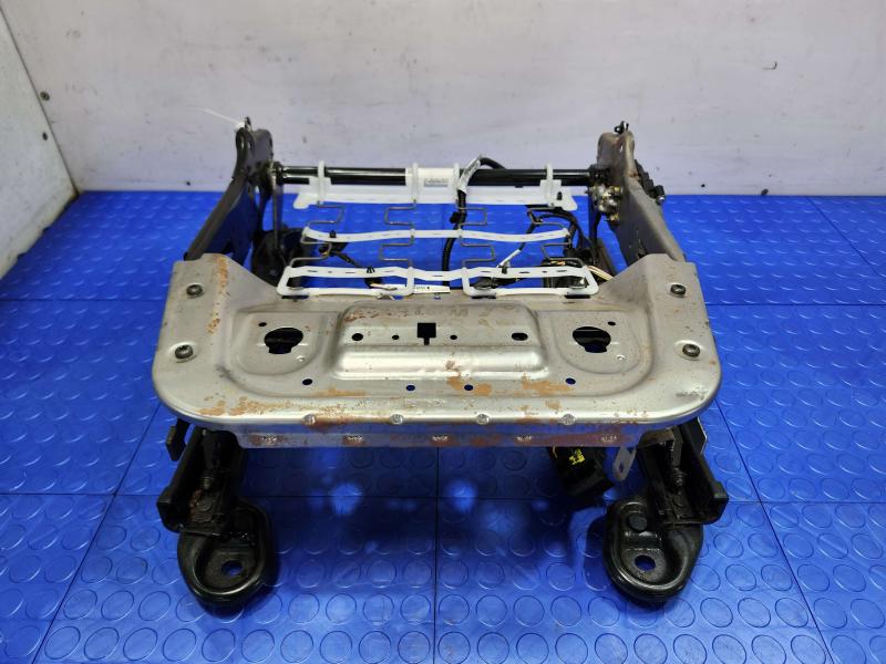 2014 Ford Focus Seat Track