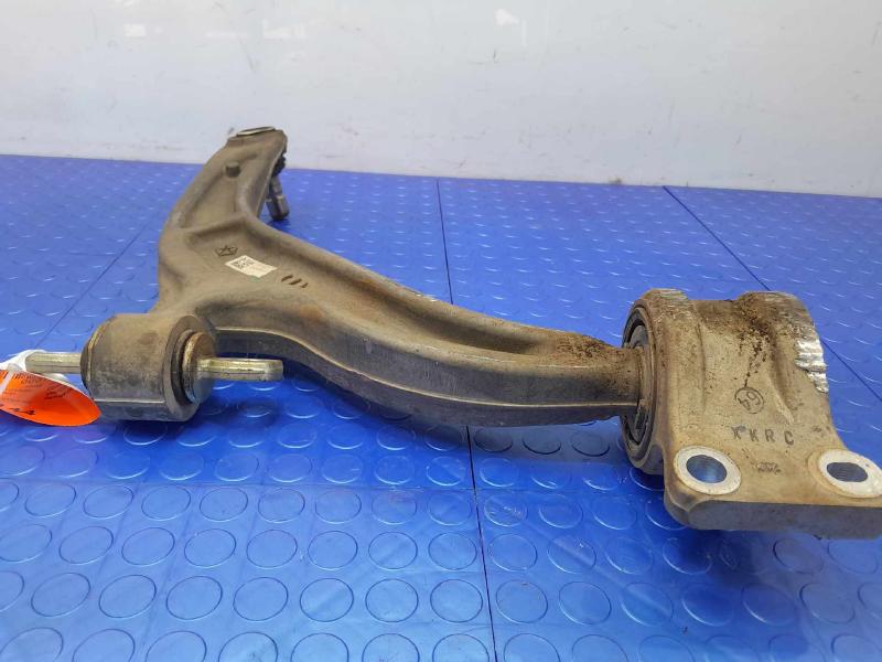 2021 Chrysler Voyager Lower Control Arm Front