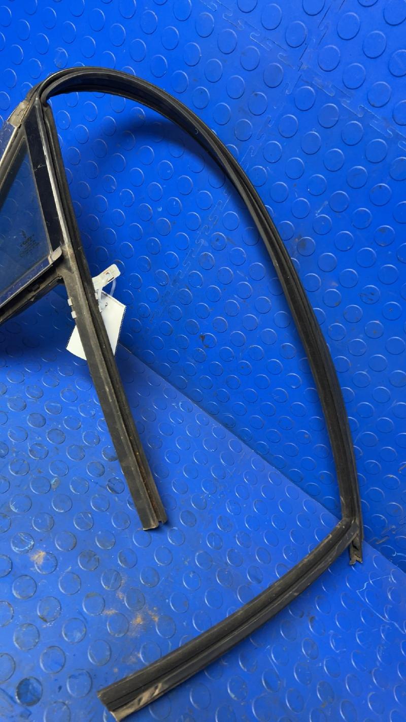 2014 Lincoln MKZ Front Vent Glass/Window