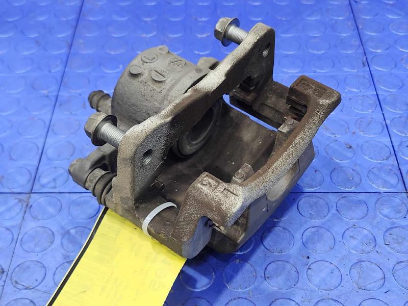 2016 Toyota Prius Caliper