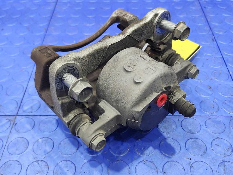 2016 Toyota Prius Caliper