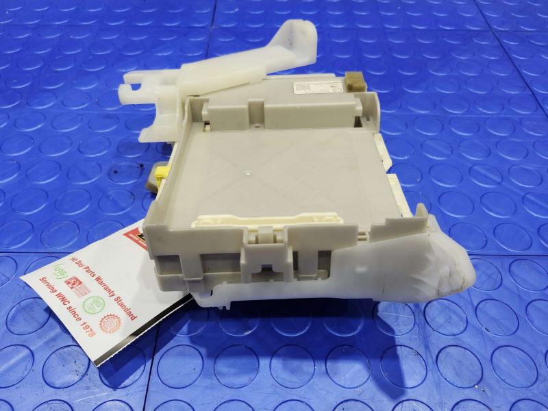 2011-2015 Toyota Prius 1.8L Instrument Panel Junction Block OEM 82730-47510