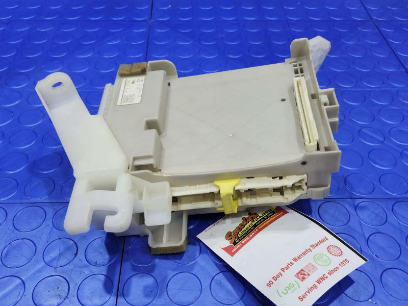 2011-2015 Toyota Prius 1.8L Instrument Panel Junction Block OEM 82730-47510