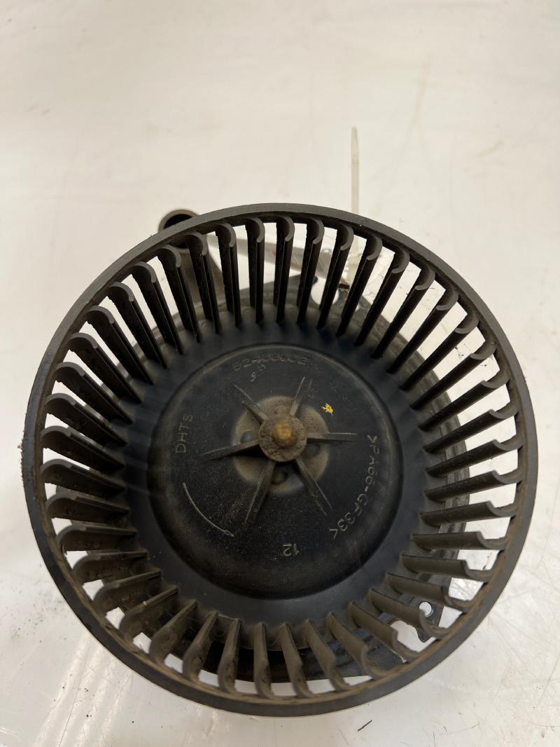 2001 GMC Savana 3500 Blower Motor