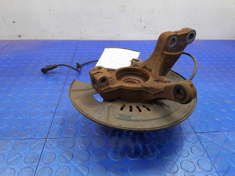 2014 Nissan Versa Spindle Knuckle Front