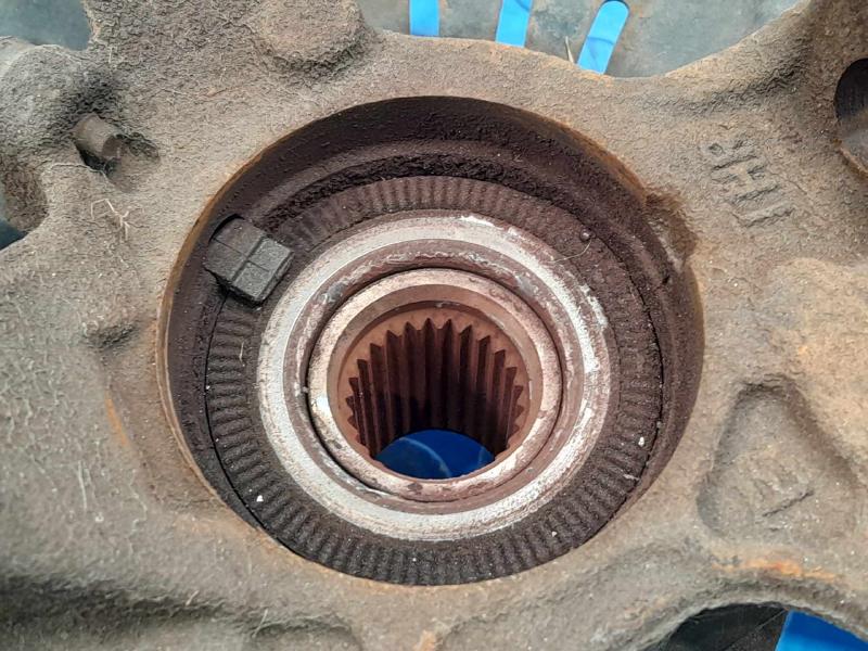 2014 Nissan Versa Spindle Knuckle Front