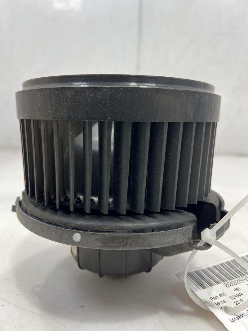 2010 GMC Terrain Blower Motor