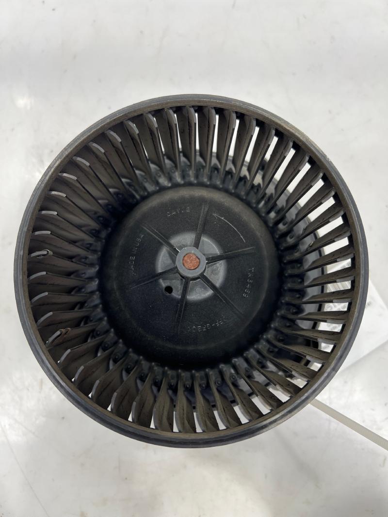 2010 GMC Terrain Blower Motor