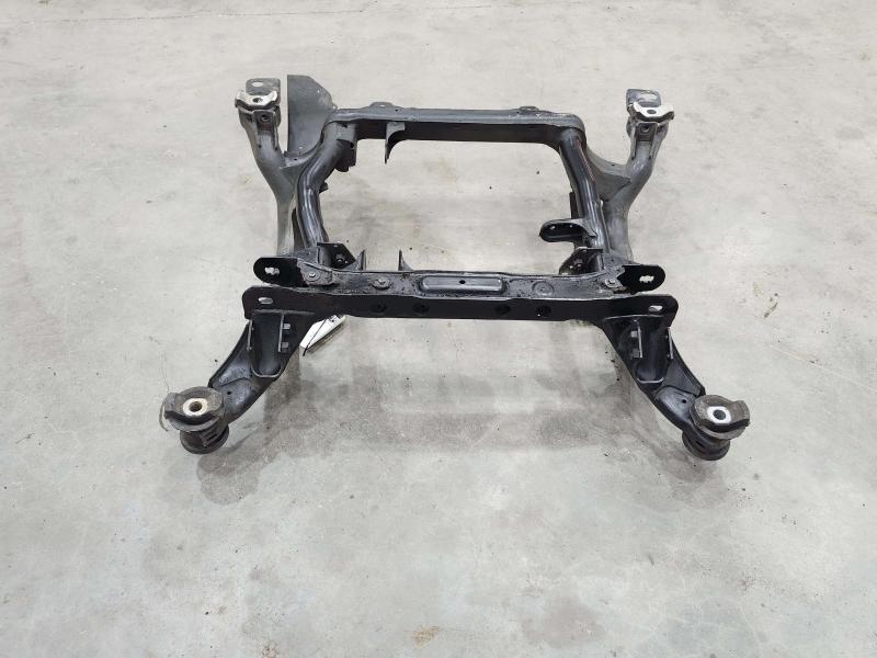 2010 Mercedes ML-Class Crossmember/Cradle/Undercarria