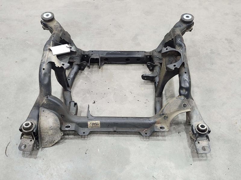 2010 Mercedes ML-Class Crossmember/Cradle/Undercarria