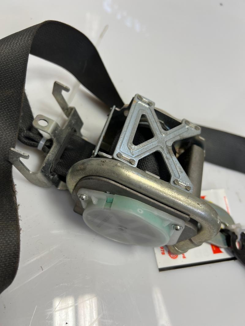 2008 Dodge Charger Front Seat Belt