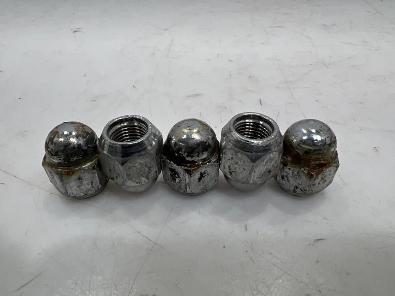 2014 Subaru Forester Lug Nuts