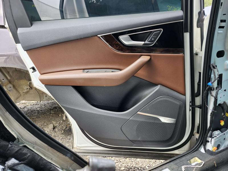 2018 Audi Q7 Rear Door Trim Panel