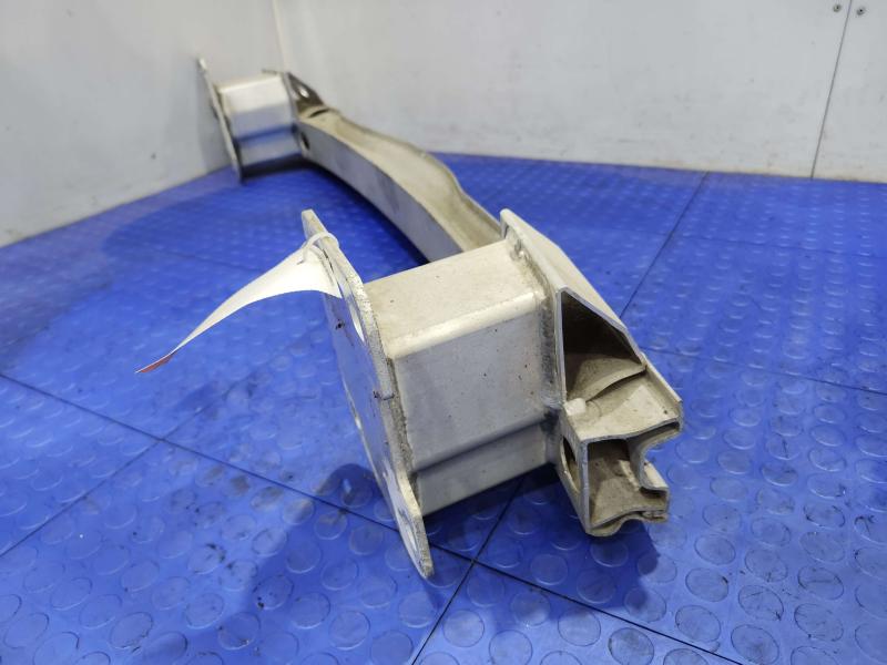 2018 Audi Q7 Rear Bumper Reinforcement