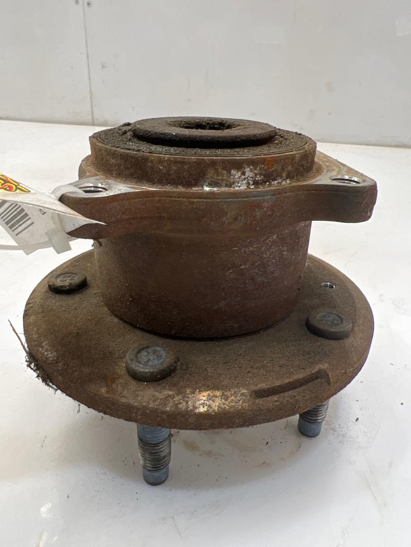 2012 Chevrolet Volt Hub