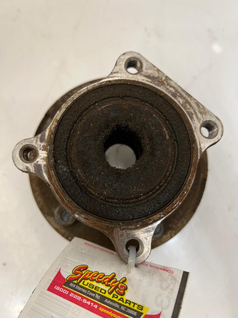 2012 Chevrolet Volt Hub