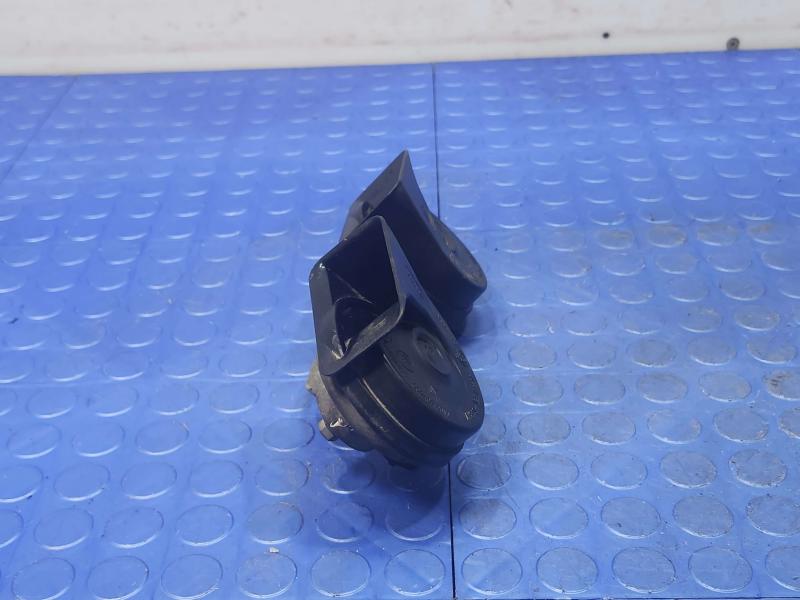 2016 Chevrolet Silverado 1500 Horn