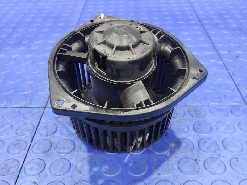 2013 Nissan Pathfinder Blower Motor