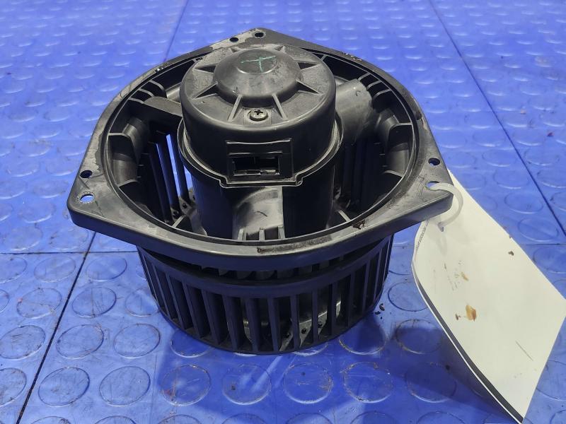 2013 Nissan Pathfinder Blower Motor
