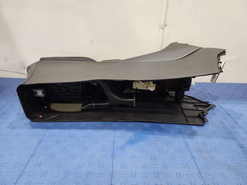2020 Toyota RAV4 Front Console