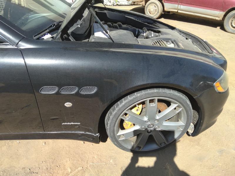 2011 Maserati Quattroporte Fender