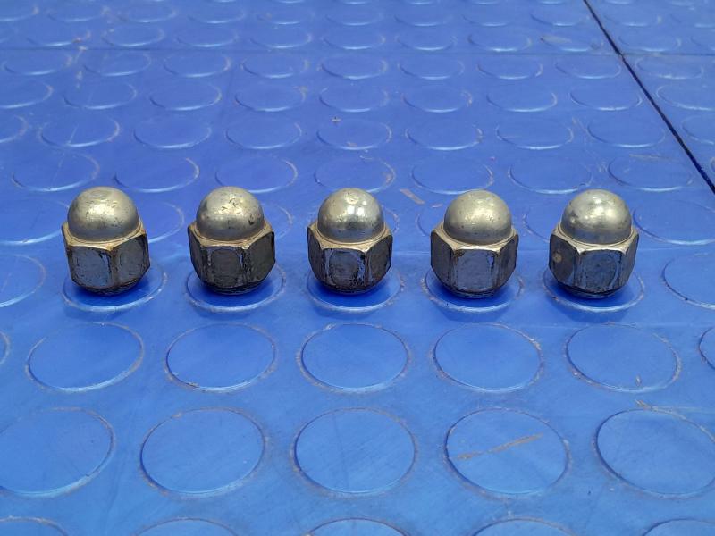 2014 Subaru Forester Lug Nuts
