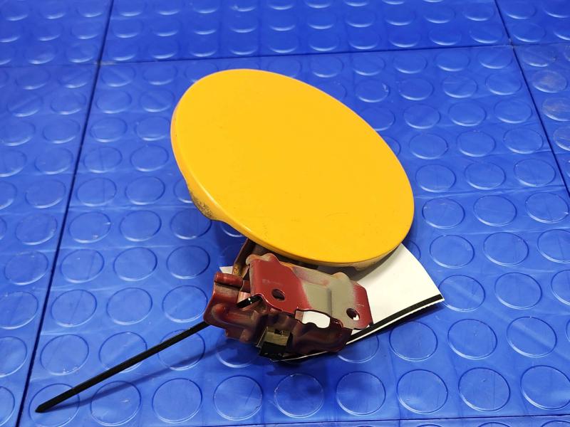 2010 Toyota Prius Fuel Tank Door
