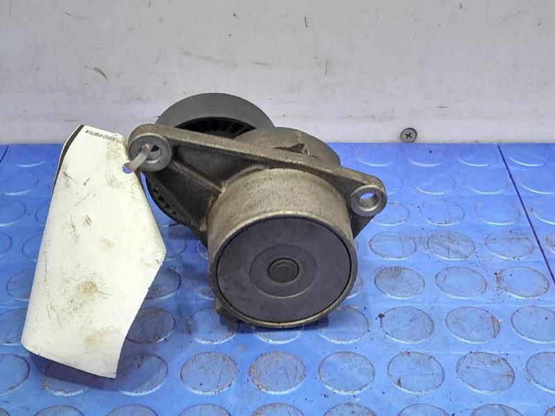 2000 Volvo S80 Engine Belt Tensioner