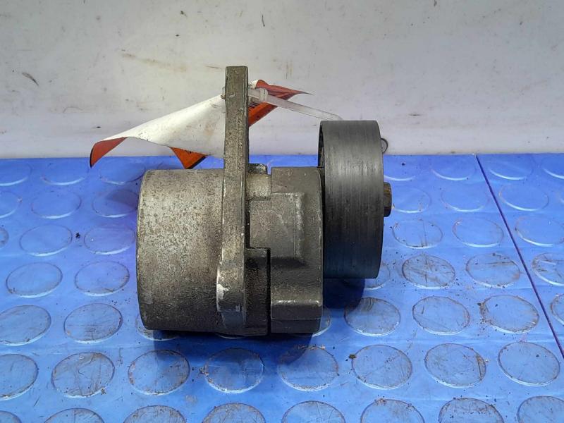 2000 Volvo S80 Engine Belt Tensioner