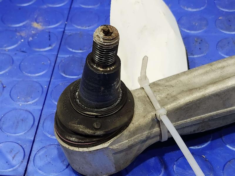 2018 Audi Q7 Lower Control Arm Front