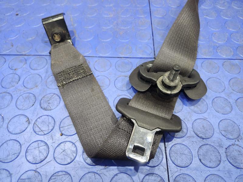 2014 Ford Explorer Rear Seat Belt