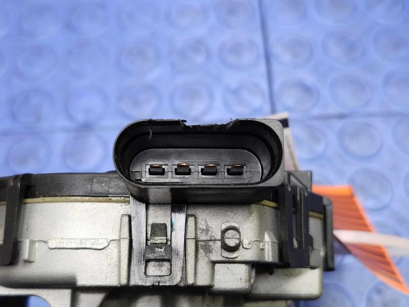 2012-2019 Volkswagen Beetle Windshield Wiper Motor Genuine OEM 5C3955119