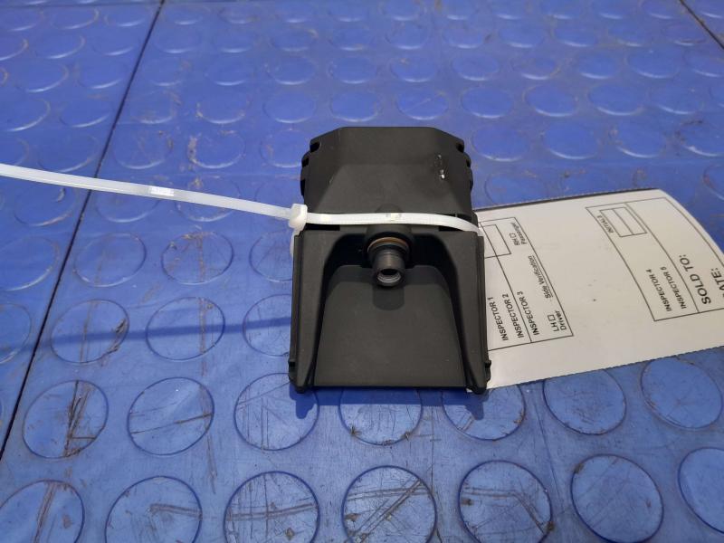 2017 GMC Acadia Rear View Mirror Front Camera Genuine OEM Part 84008728