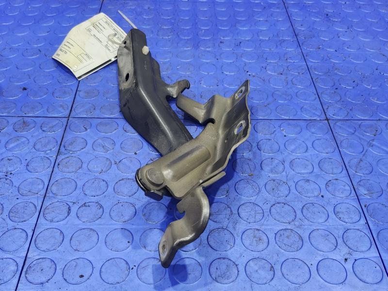 2018 Nissan Maxima Hood Hinge