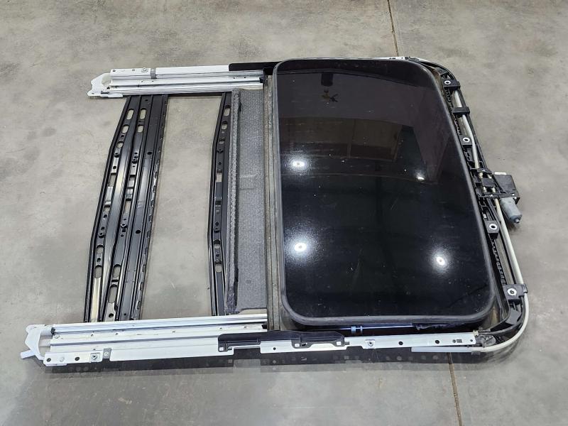 2006 - 2012 Toyota Rav-4 Sunroof Glass Assembly w/ Tracks w/ Motor OEM 632010R010