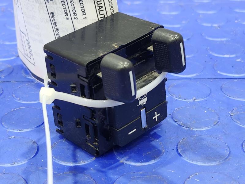 2017 Chevrolet Silverado 2500 Trailer Brake Controller
