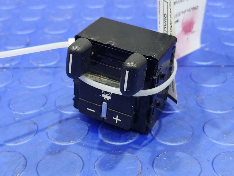 2017 Chevrolet Silverado 2500 Trailer Brake Controller