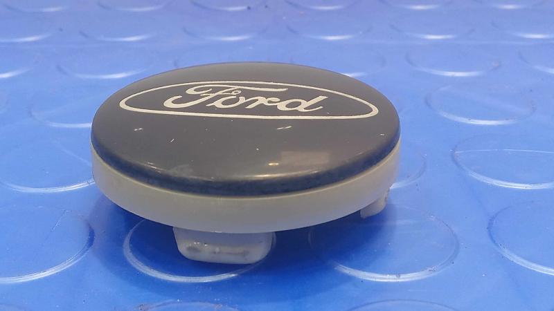 2013 Ford Focus Center Cap