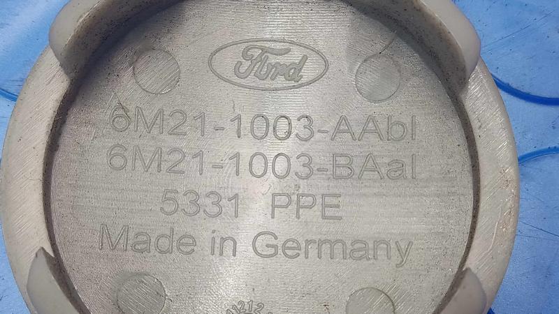 2013 Ford Focus Center Cap