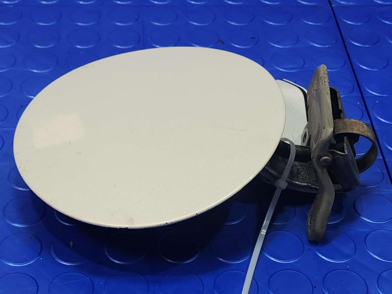 2003-2011 Lincoln Towncar Fuel Fill Door Gas Flap White WF OEM 8W1Z54405A26A