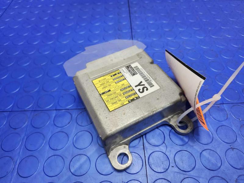 2008-2010 Toyota Highlander Air Bag Restraint Control Module OEM 891700E050