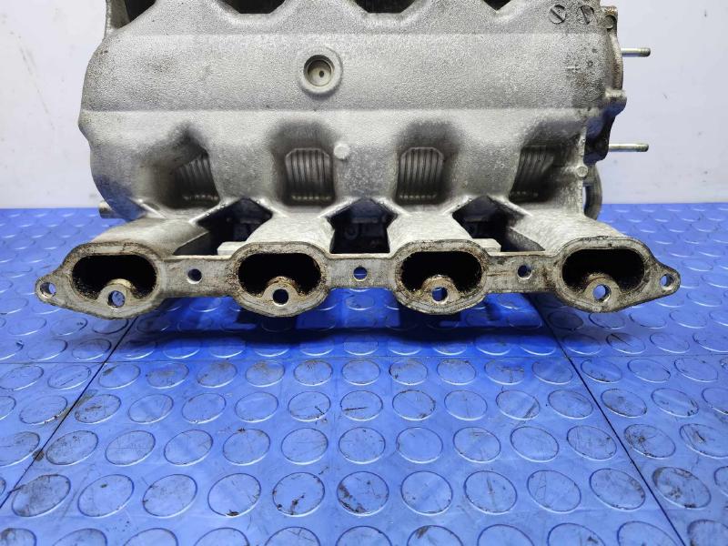 2004 Toyota Tundra Intake Manifold