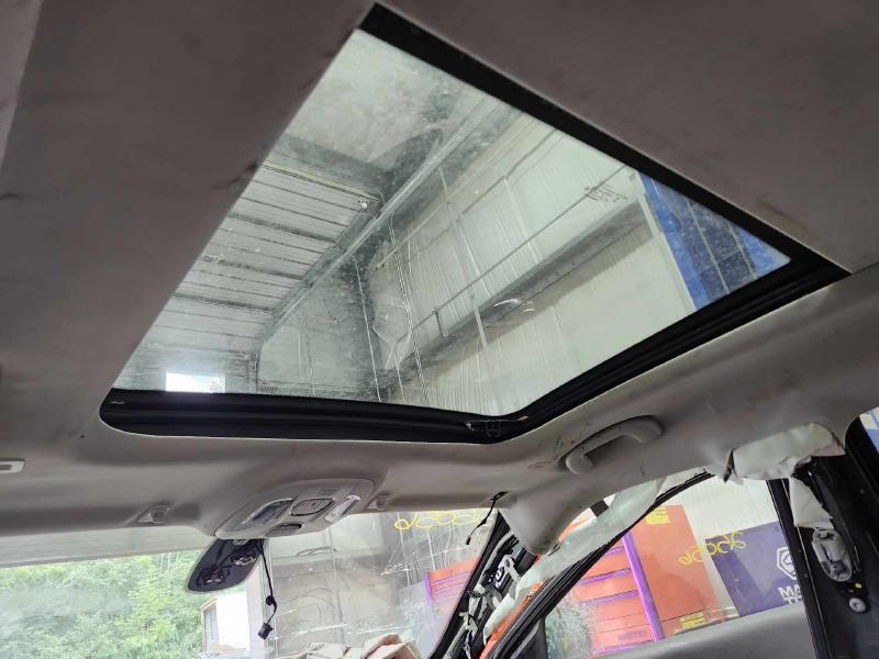 2018 Jeep Compass Roof Glass (Glass Only)