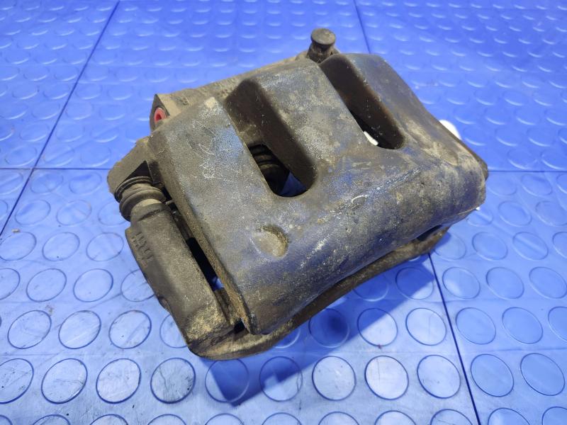 2006 Ford Mustang Caliper