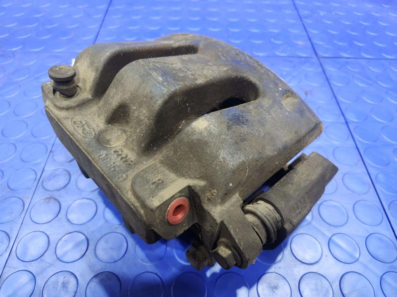 2006 Ford Mustang Caliper