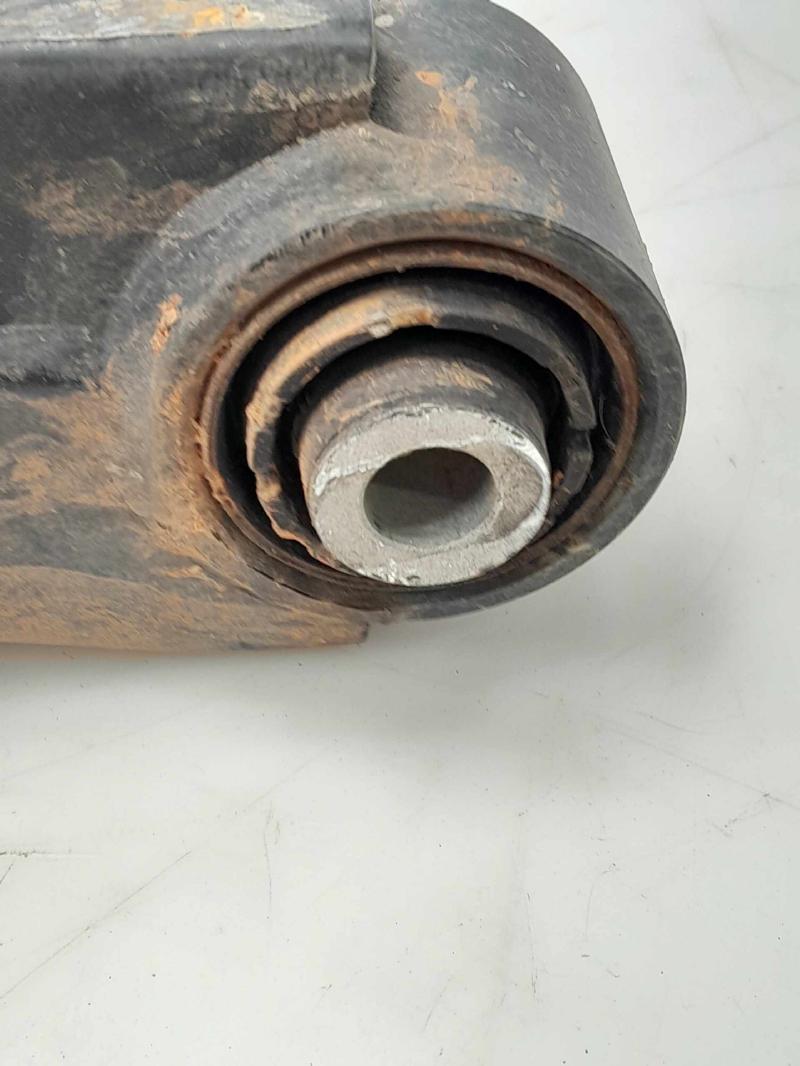 2018 Kia Sorento Lower Control Arm Rr