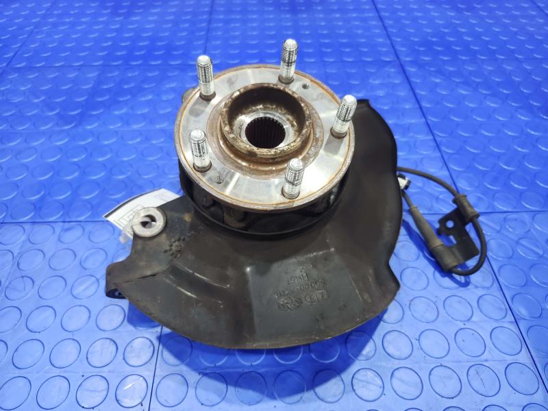 2011 Kia Sorento Spindle Knuckle Front